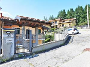 Apartment in Bosco with Scenic Terrace