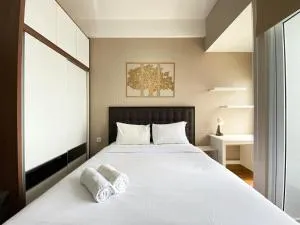 Warm and Cozy Studio at Vasanta Innopark Apartment By Travelio - Cibuntu