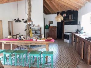 Spacious and comfy country house for friends