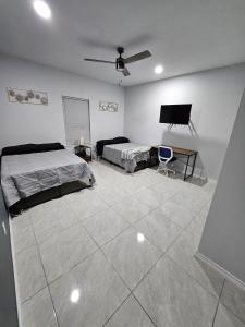 Beautiful apartment 9 min to Mercedes outlets