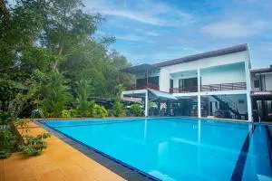 THE Mangrove cave Hotel - Andadola