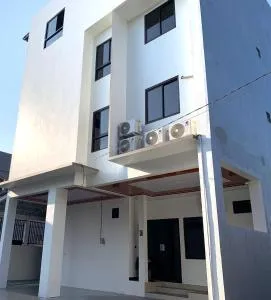 Kusuma Raya Guest House - 班顿甘