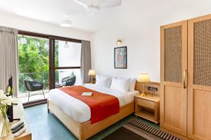 Melhor Stays villas - L-M304 Luxurious 3BHK villa with private pool, Anjuna