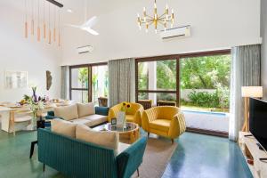 Melhor Stays villas - L-M304 Luxurious 3BHK villa with private pool, Anjuna