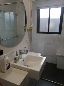 Guest Suite, Private Entrance, Bathroom, Garden, No Overlap with Host