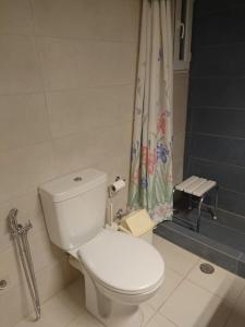 Athens Riviera Beach Retreat