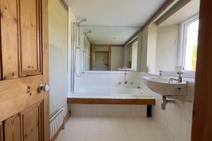 Montebello Apartment