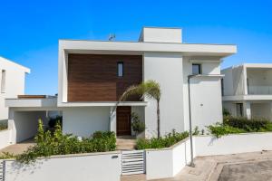 Serenity Waves Villa 6