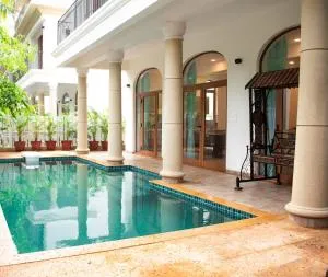 4BHK Luxury Villa with Private Pool Near Calangute - Serula