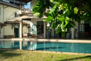 On The Rocks Villa