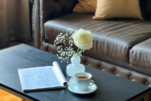 Hotel Golden Circle Suites