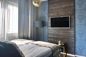 Hotel Golden Circle Suites