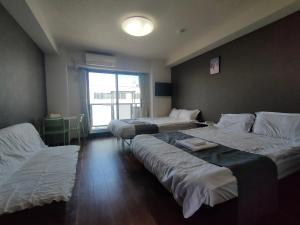 Apartments in the Namba area with airport bus and railway access