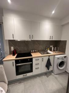 Cozy central apartment with yard