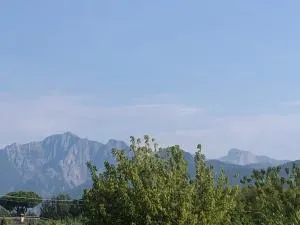 Versilia Villina Lola - 马里纳-迪-皮特拉桑塔