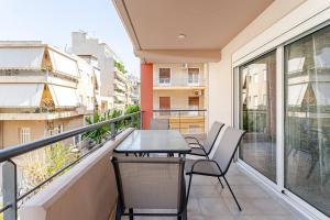Lux & Style 75sqm with Private Parking in Athens
