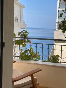 Grandpas House Seaview Room