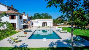 VILLA ARDENTE 12&1, Emma Villas