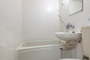 メゾンドミナ201号室