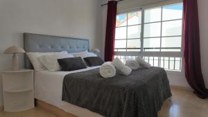 Beachfront 4BR - Pool - Terrace - Torremuelle