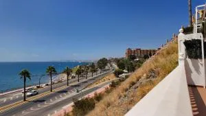La Perla, beach views, townhouse, Torremuelle by Casa del Sol HR - 托雷米勒