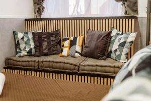 Bello Urban Boutique - Golden Keys Collection