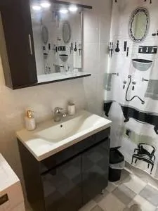 Modern Greek Apartment - Chios