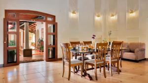 SaffronStays Biccode Woodside Heritage