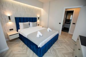 SaDim Lux Apartment City Tower-18th floor