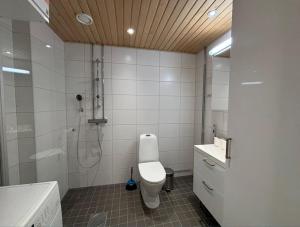 Kotimaailma Helsinki - Tilava kolmio Tikkurilassa