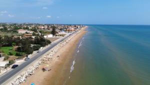 Villa Rosimeli con Piscina a 150 mt dal mare