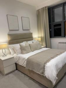 Apartment 30 mins from central London