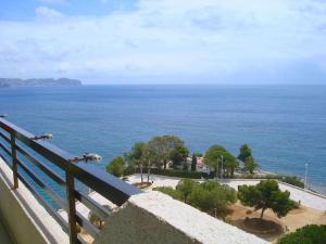 vistas increíbles al lado de la playa con 1 dorm y piscina