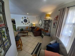 Family home with small pool with inverter