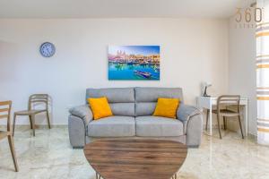 Lovely 3BR with private terrace in Sliema by 360 Estates