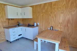 Quaint Cottage With Harbour Views