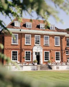 Stoke Place- Part of the Cairn Collection