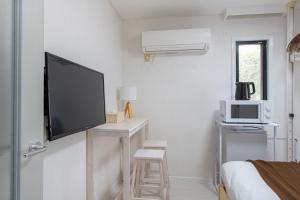 メゾンドミナ202号室