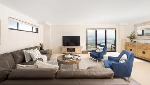 Bay Vista Penthouse - Heart of Nelson Bay