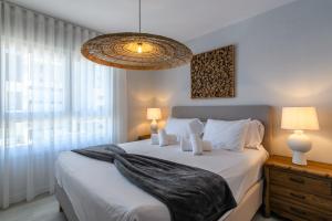 Los Camaleones by Ĥ - Playa de los Haraganes HLHC1203P17