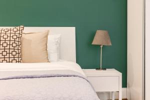 Beautifully Refurbished Studio, Central Location