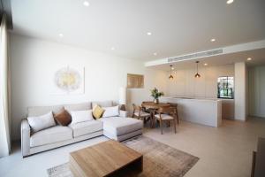 Three Bedroom Villa With Private Pool & Solarium