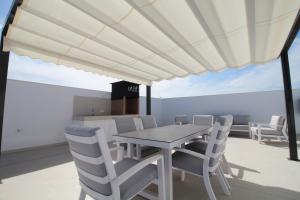 Three Bedroom Villa With Private Pool & Solarium