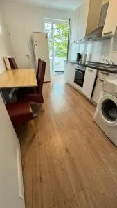 Komfortable Dreizimmerwohnung mit sechs Betten - Erbschlö