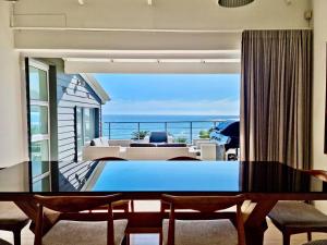 Cosy Beach Bungalow on Clifton