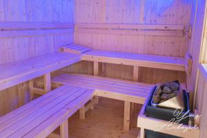 Chalets Chalet La Revoyotte : photos des chambres