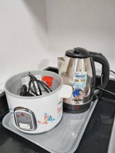 Shore Residences Tower D - One Bedroom I Good for 6 guests I Walk to Mall of Asia