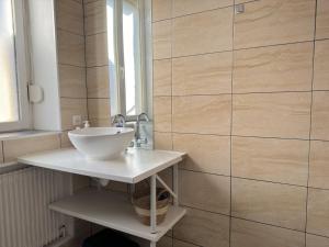 Maisons de vacances Maison Cosy 10 Personnes 3 SDB proche Lille : photos des chambres