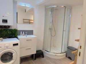 Maisons de vacances Maison Cosy 10 Personnes 3 SDB proche Lille : photos des chambres