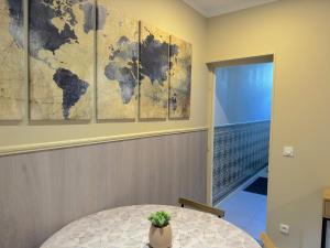 Maisons de vacances Maison Cosy 10 Personnes 3 SDB proche Lille : photos des chambres